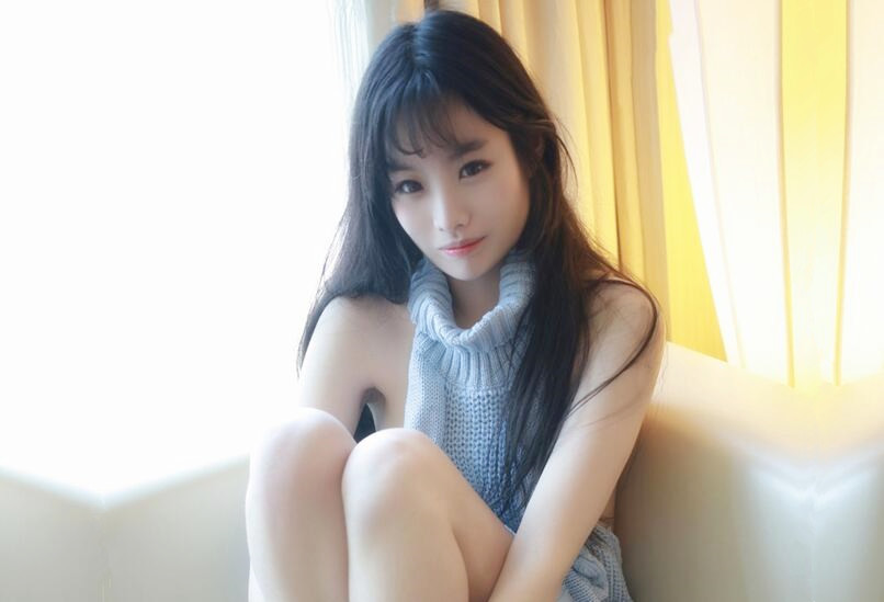 女神嫩 模草 莓兔 兔 细 腰翘 臀大 长 腿眼 神魅 惑勾 人